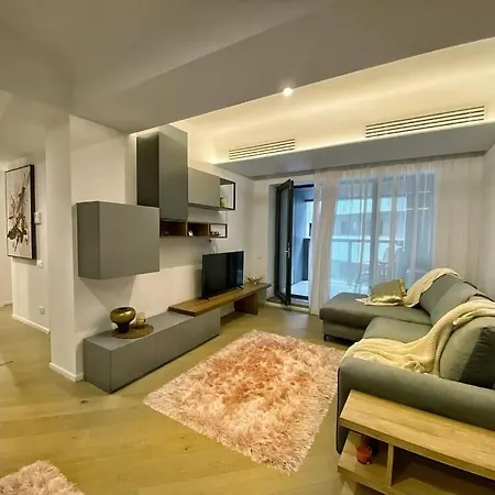Apart 2 Lux